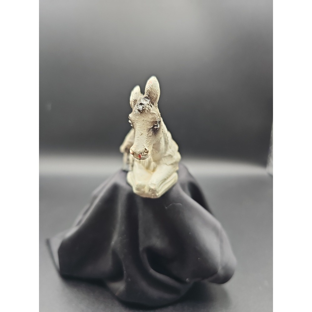 Vintage Italy 15 Donkey Nativity Replacement Animal Seated Plastic. AA - Picture 2 of 5